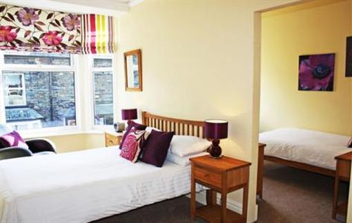 фото отеля Claremont House Guest House