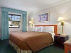 фото отеля Super 8 Austell Six Flags