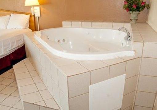 фото отеля Econo Lodge Mason