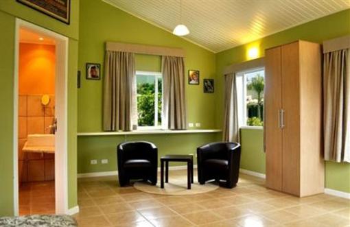 фото отеля Paraty Bungalows Hotel & Bar