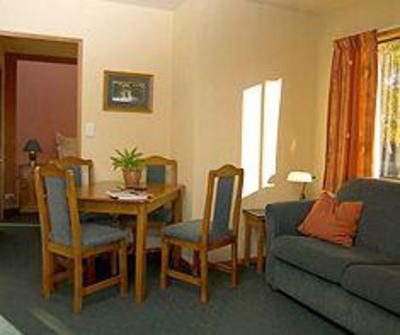 фото отеля Birchwood Cottages Te Anau