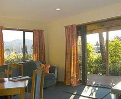 фото отеля Birchwood Cottages Te Anau