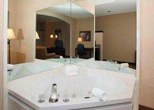 фото отеля Comfort Suites Salisbury (North Carolina)