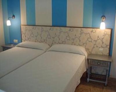 фото отеля Can Jurat Hostal Ibiza