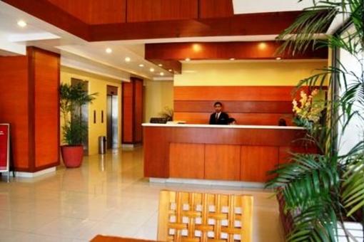 фото отеля Dynasty Court Hotel