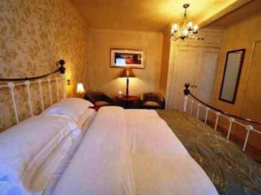 фото отеля Fishermans Haunt Inn Christchurch (England)