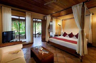 фото отеля Kuramathi Island Resort