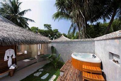 фото отеля Kuramathi Island Resort