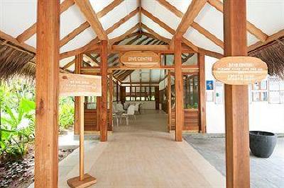 фото отеля Kuramathi Island Resort