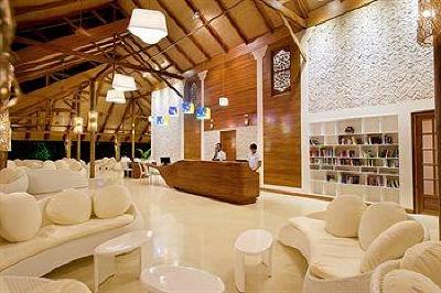 фото отеля Kuramathi Island Resort