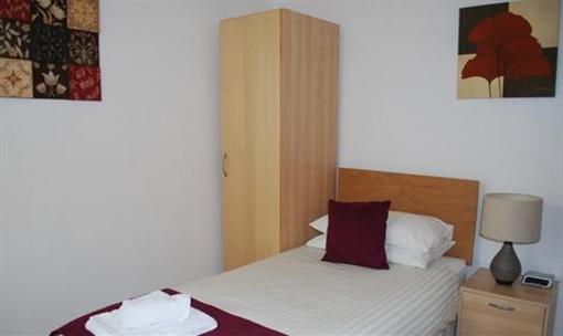 фото отеля Hazeldene Guest House