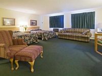 Americas Best Value Inn & Suites Detroit Lakes
