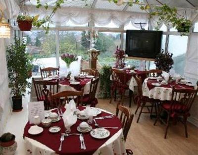 фото отеля The Lodge Swindon