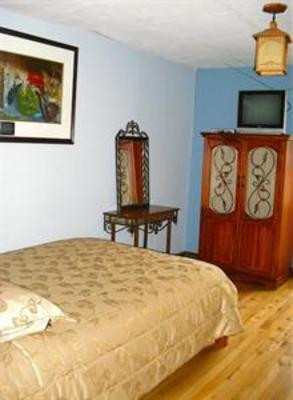 фото отеля Hostal Mia Leticia