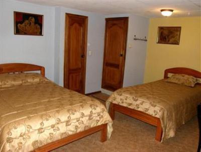 фото отеля Hostal Mia Leticia
