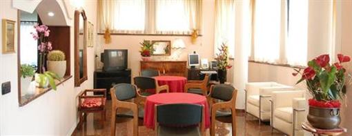 фото отеля Hotel Aquila Castelfranco Emilia