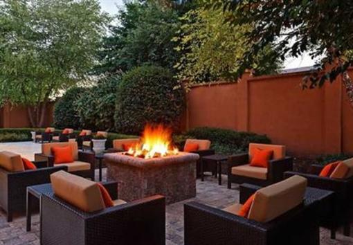 фото отеля Courtyard by Marriott Knoxville Cedar Bluff