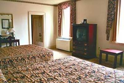 фото отеля Tazewell Hotel and Suites