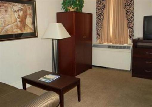 фото отеля Tazewell Hotel and Suites
