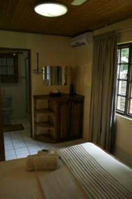 фото отеля Ezulwini Game Lodge