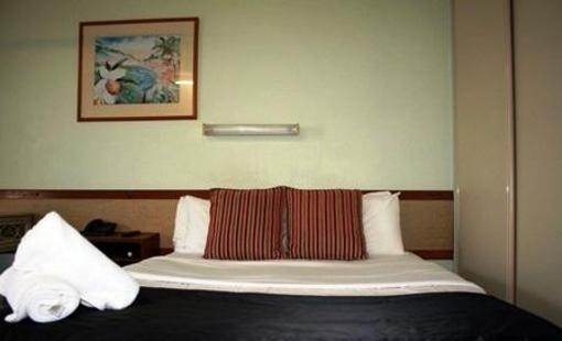 фото отеля Shoredrive Motel