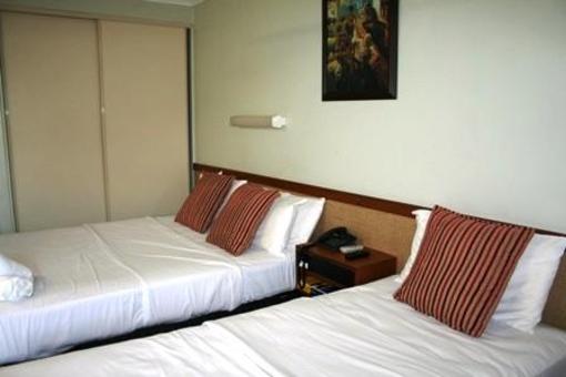 фото отеля Shoredrive Motel