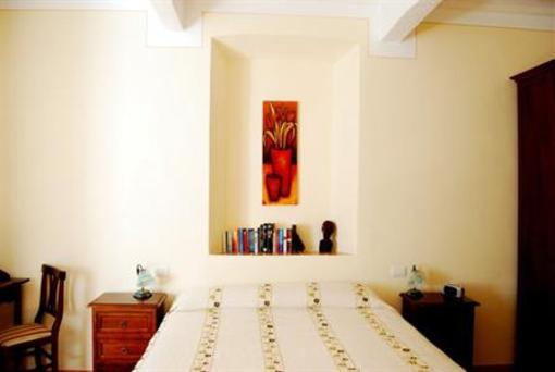 фото отеля Casa Lilla Bed & Breakfast and Holiday Apartment