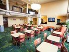 фото отеля Fairfield Inn & Suites Hanes Mall Winston Salem