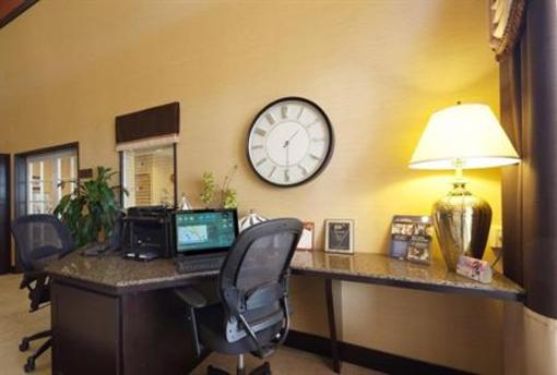 фото отеля BEST WESTERN Inn and Suites of Castle Rock
