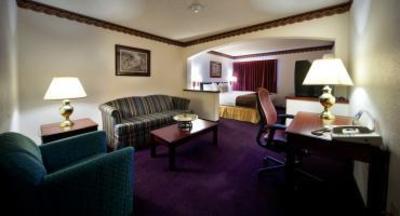 фото отеля BEST WESTERN Inn and Suites of Castle Rock