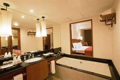 фото отеля Imperial Boat House Beach Resort