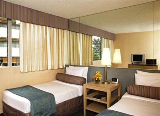 фото отеля Aqua Aloha Surf Waikiki