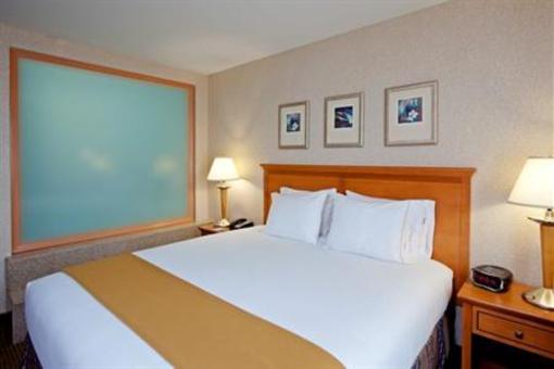 фото отеля Holiday Inn Express Brooklyn