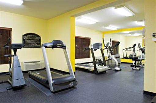 фото отеля Holiday Inn Express Hotel & Suites-DFW North
