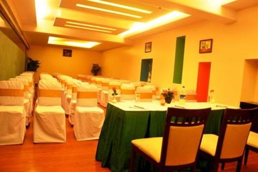 фото отеля Tri Sea Residency