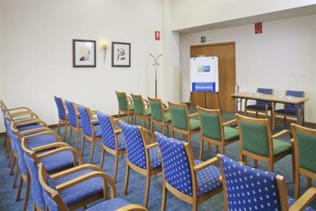 фото отеля Holiday Inn Express Alicante