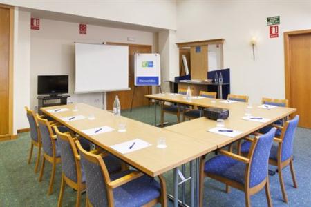 фото отеля Holiday Inn Express Alicante