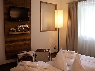фото отеля Hotel Aaritz Selva Di Val Gardena