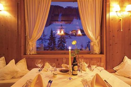 фото отеля Hotel Aaritz Selva Di Val Gardena