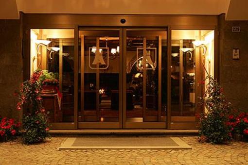 фото отеля Hotel Aaritz Selva Di Val Gardena