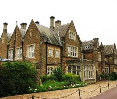 фото отеля Hartsfield Manor Hotel Betchworth