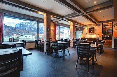 фото отеля Jungfrau Hotel