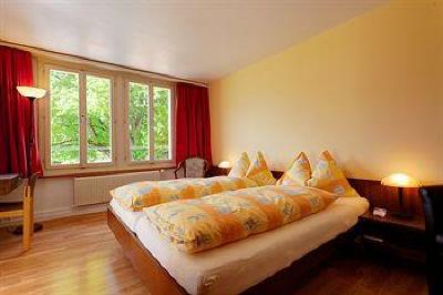 фото отеля Jungfrau Hotel