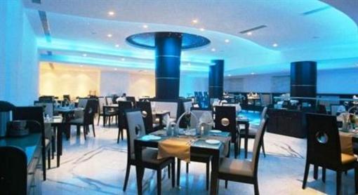 фото отеля President Hotel Bangalore