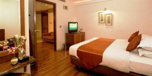 фото отеля President Hotel Bangalore