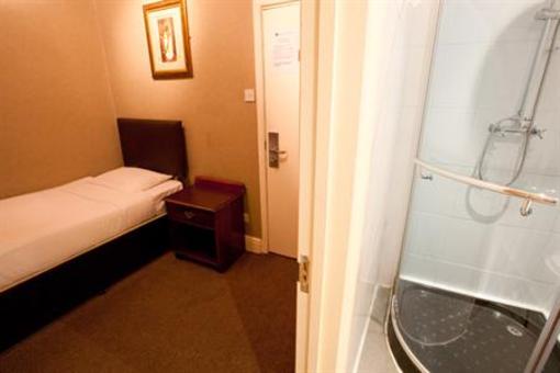 фото отеля Newham Hotel