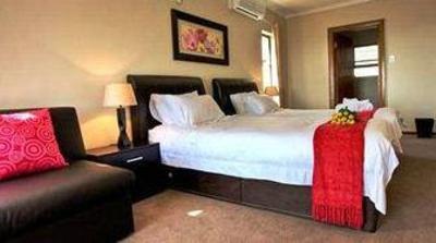 фото отеля Star Holiday Apartments Cape Town