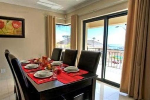 фото отеля Star Holiday Apartments Cape Town