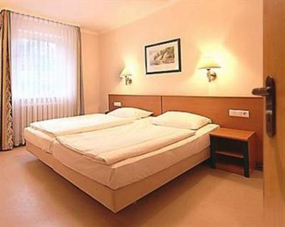 фото отеля Hotel Dünenpark Binz