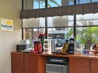 фото отеля Days Inn Airport Center Los Angeles